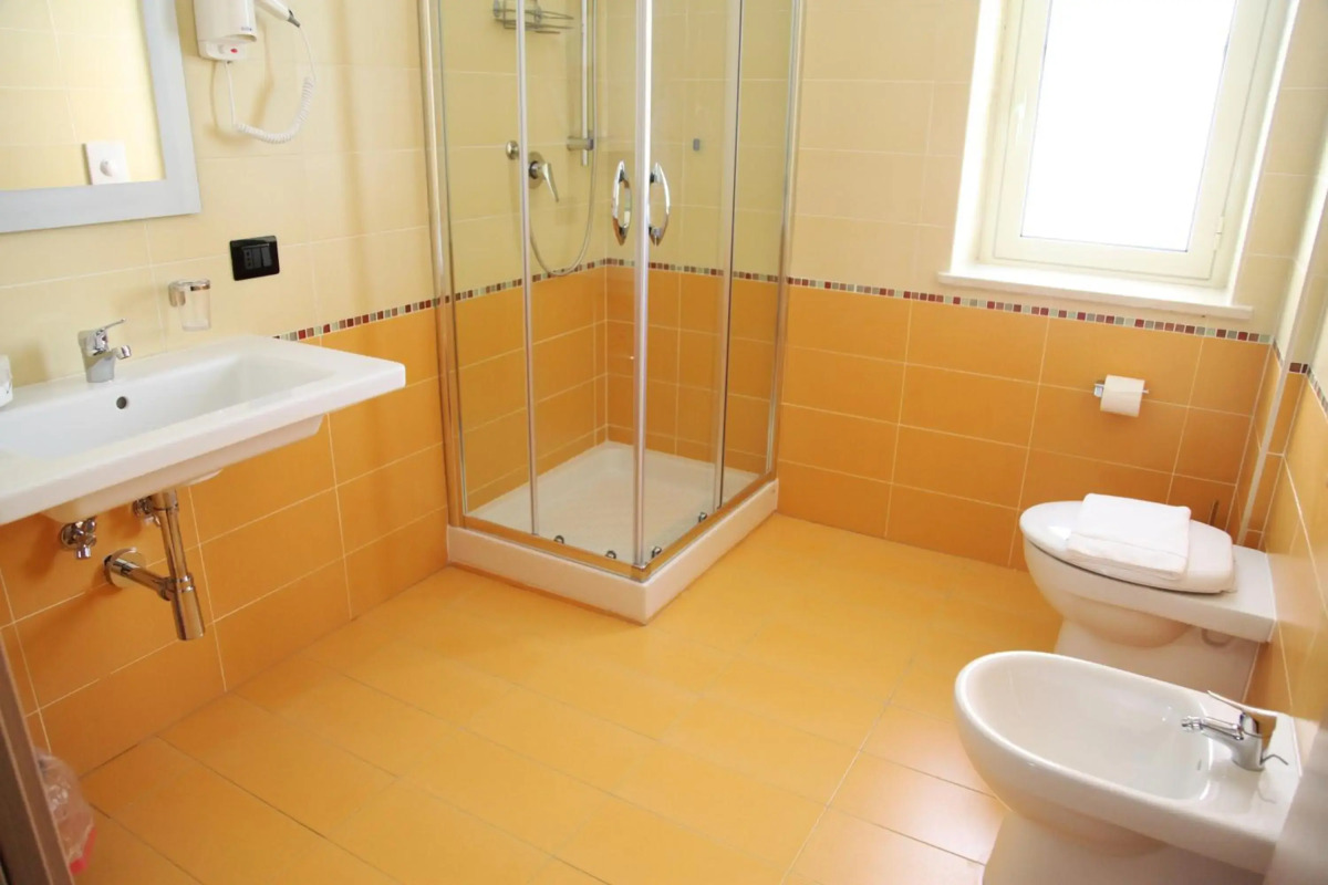 Hotel Sogni D'Oro Airport