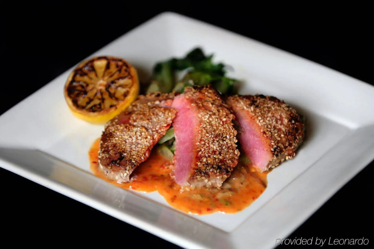 Lakeside Inn and Casino