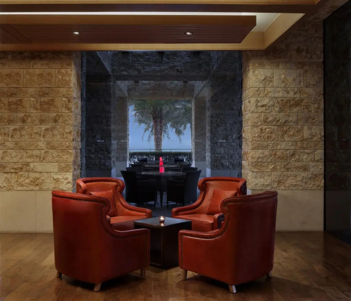 VOGO Abu Dhabi Golf Resort & Spa