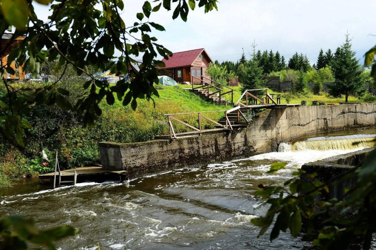 База отдыха У водопада