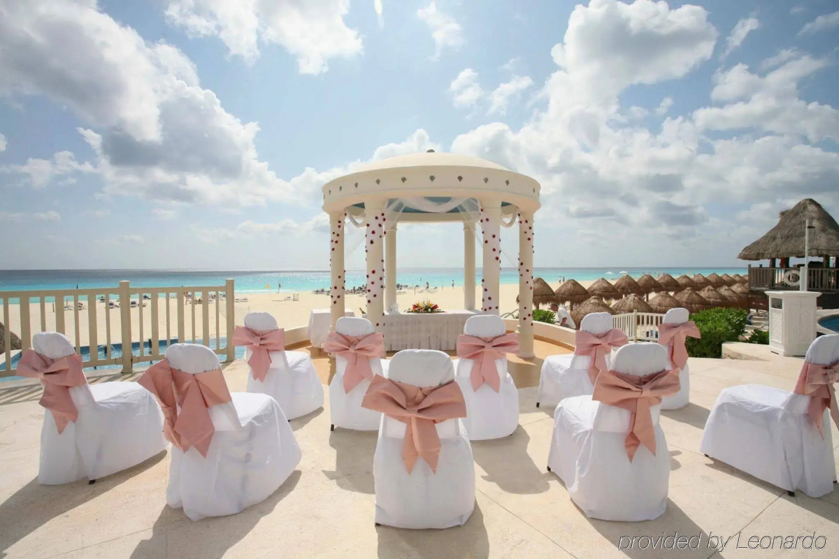 Golden Parnassus Resort & Spa All Inclusive