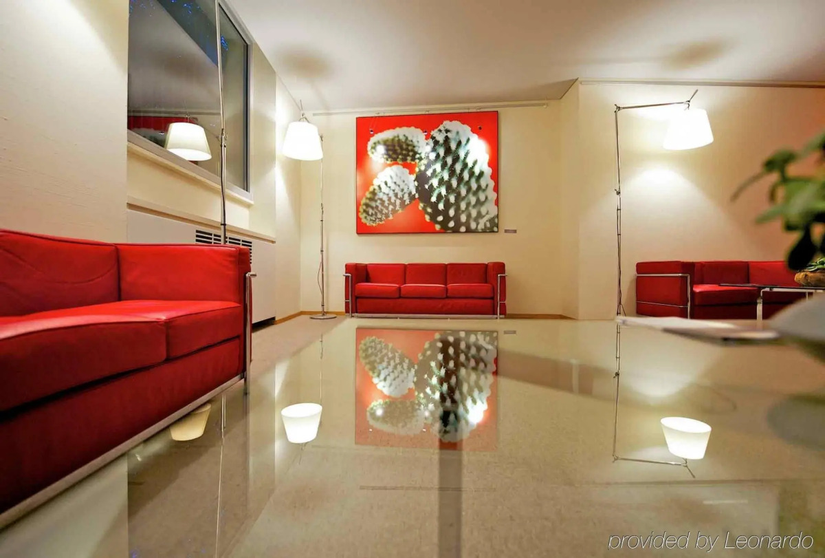 Отель Mercure Milano Solari