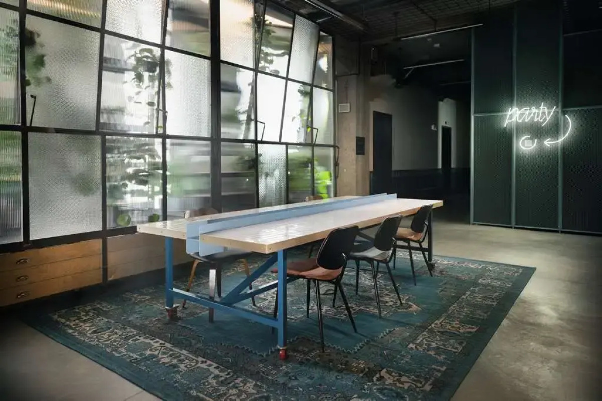 MONTOWNIA Lofts & Experience