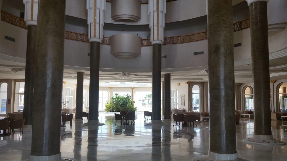 Royal Tulip Taj Sultan