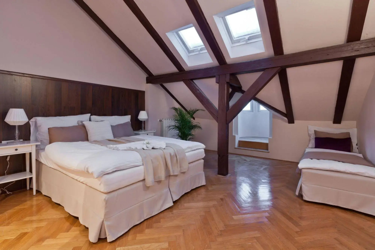 Апартаменты Prague Holiday