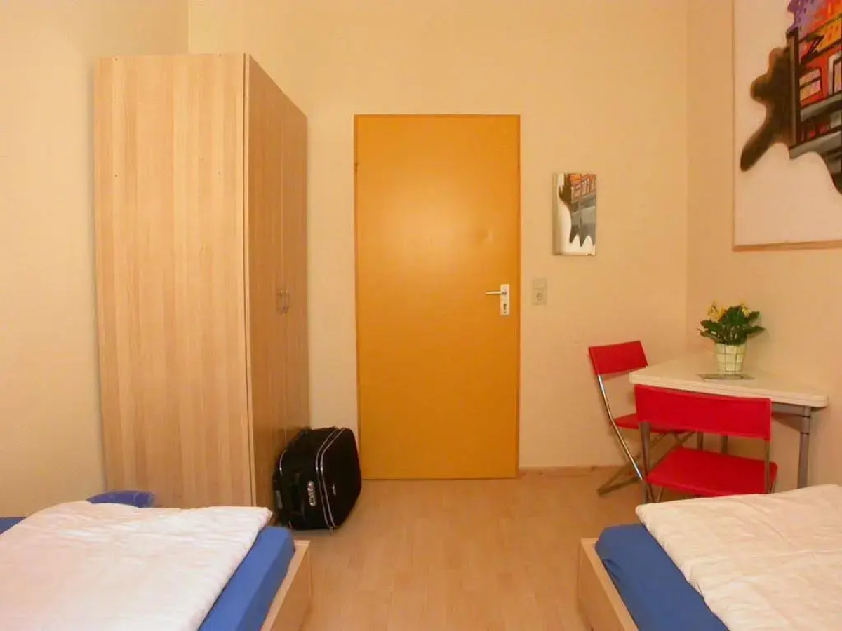 Alcatraz Backpacker Hostel