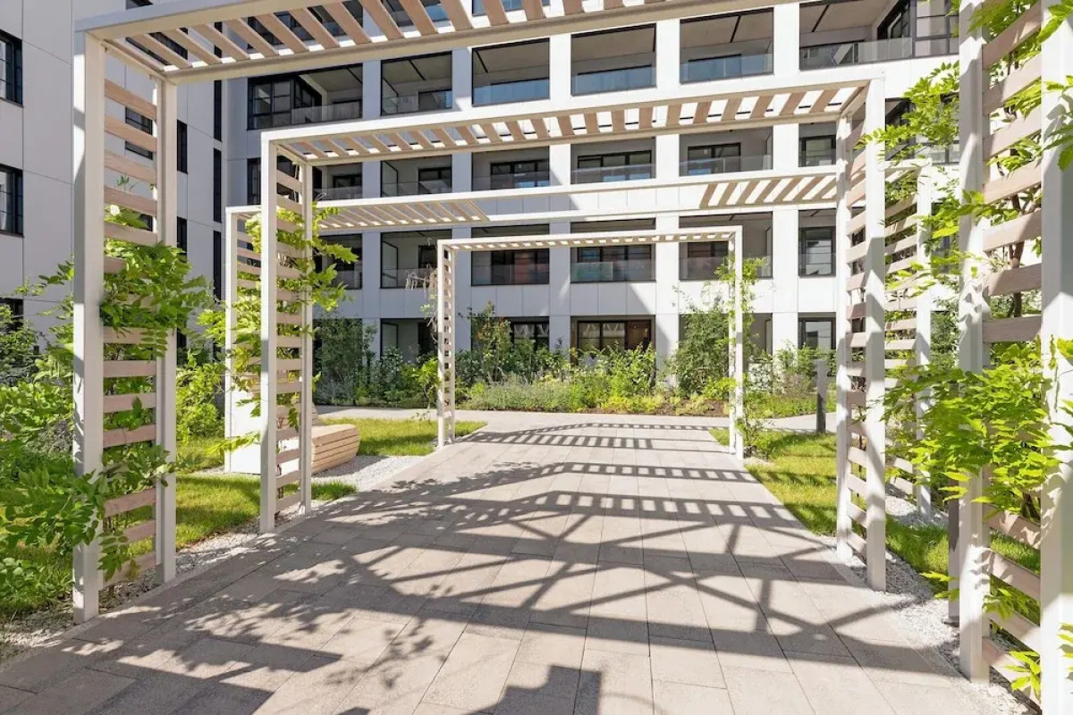 Doki Living - Foodhall & Parking by Downtown Apartments