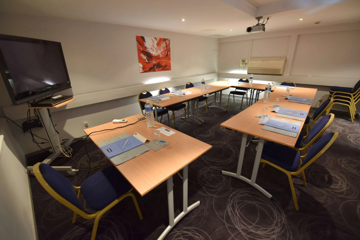 Hotel Kyriad Dijon - Gare