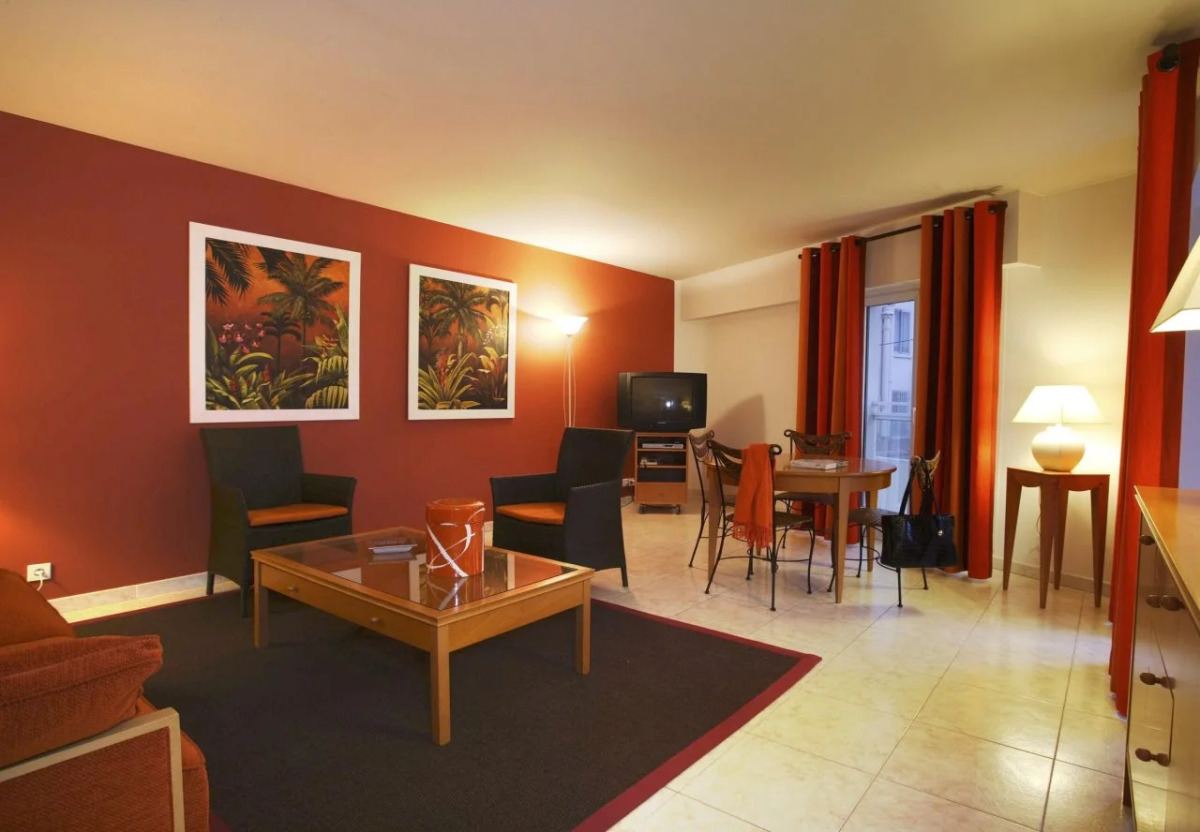 Cannes Croisette Prestige