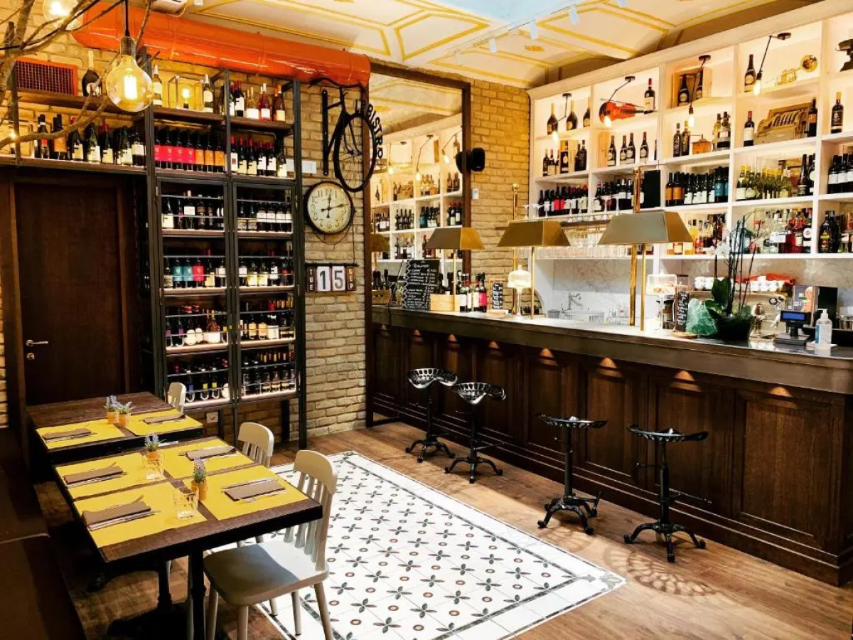 Les Fleurs Luxury House