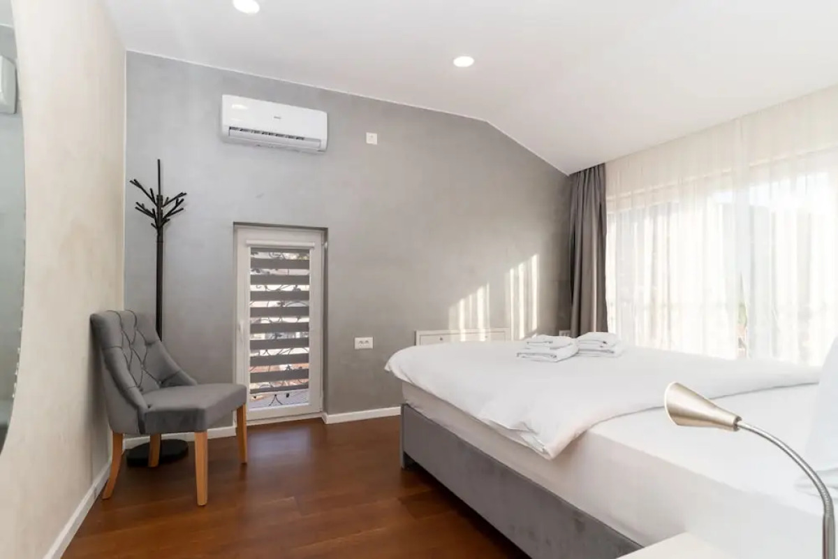 Ornament Hotel and Apartments