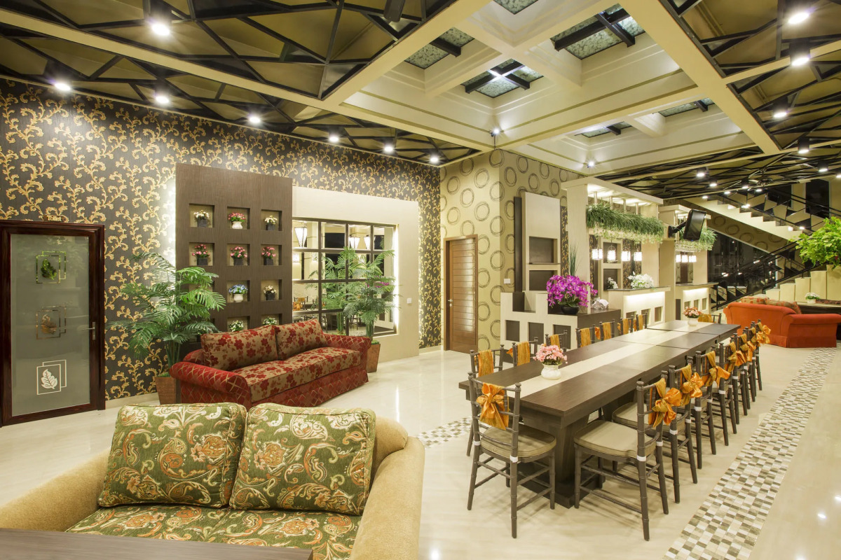 Flamingo Dewata Suite