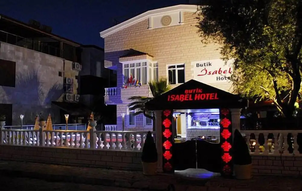 Isabel Hotel