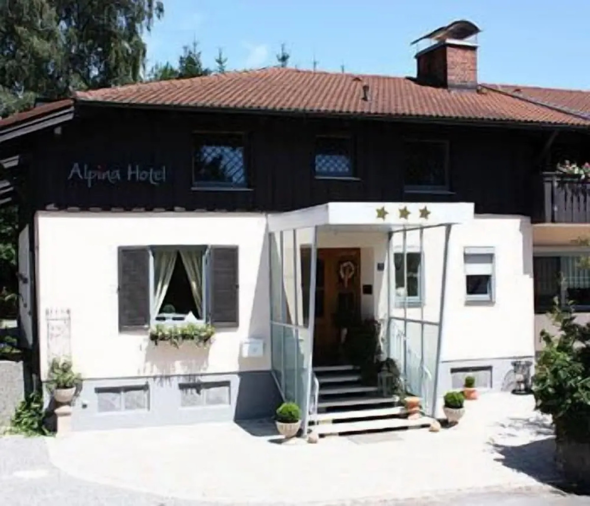 Alpina Hotel