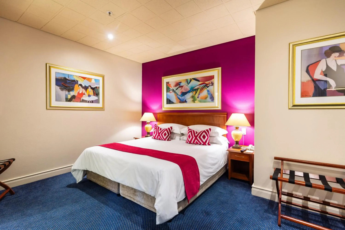 Cape Town Lodge Hotel