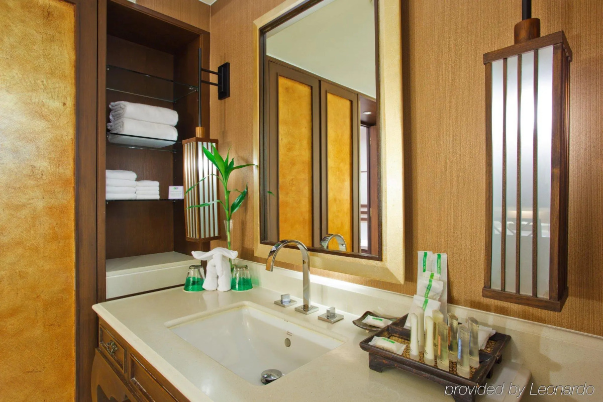 Holiday Inn Resort Phuket by IHG