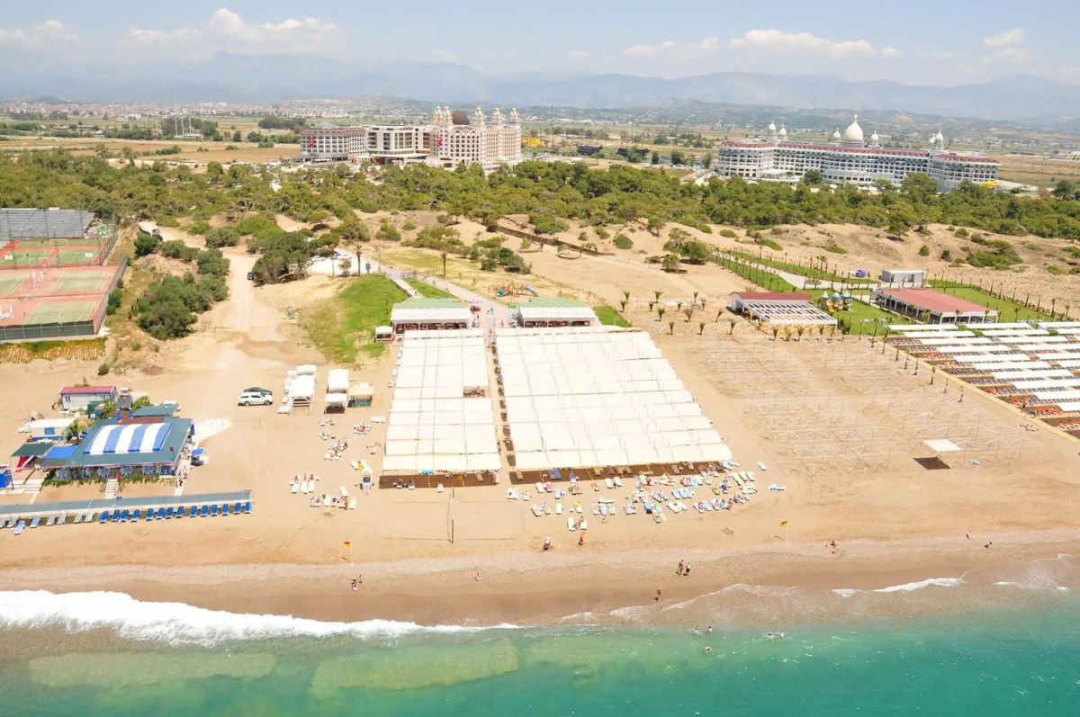 Lake & River Side Hotel & Spa