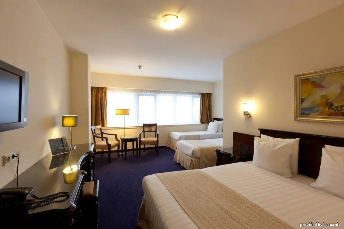 XO Hotels Blue Tower