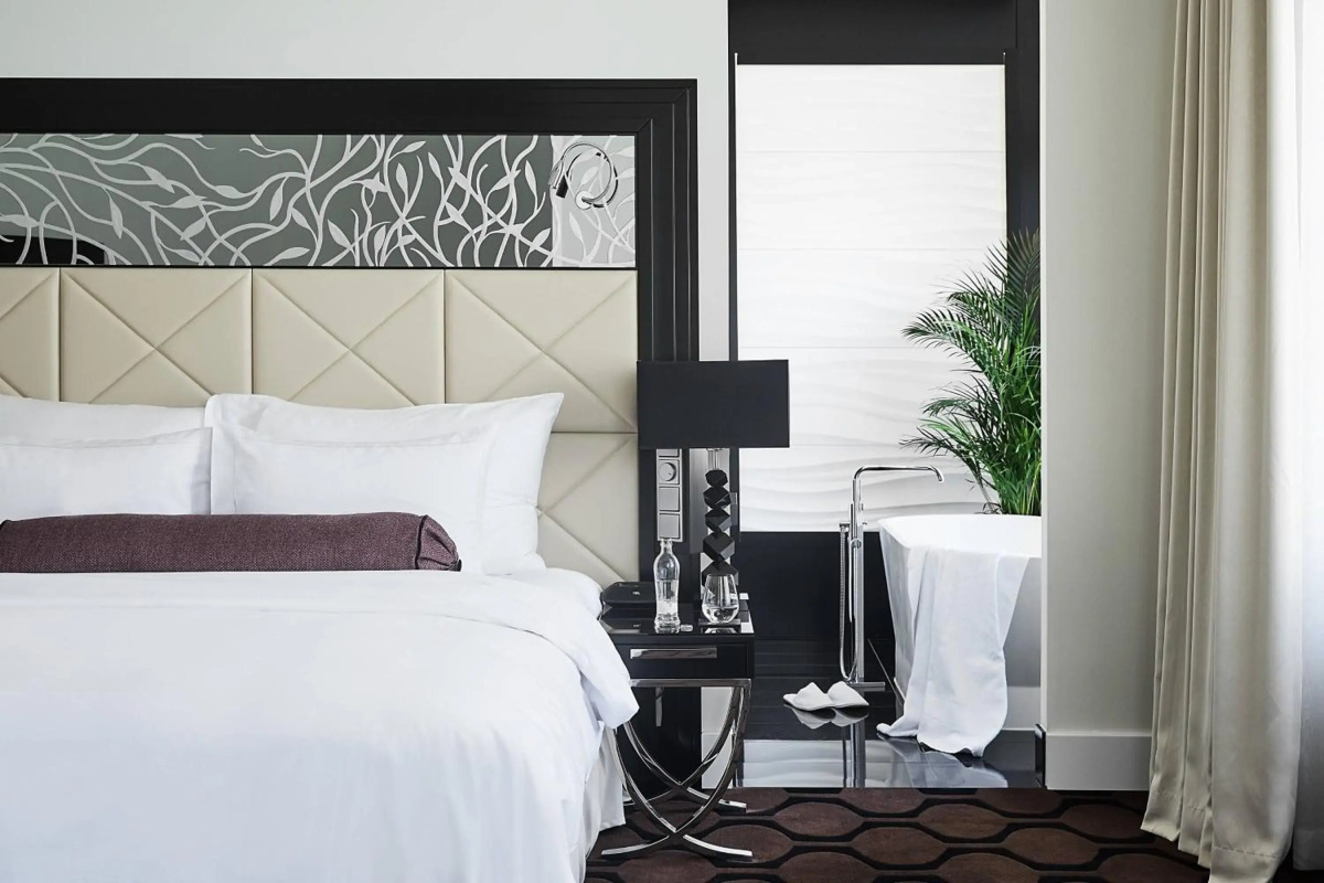 Roomers Berlin Steinplatz, Autograph Collection