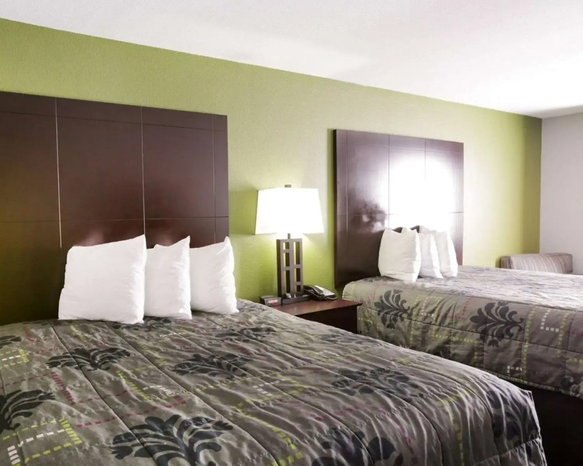 Rodeway Inn and Suites Austin