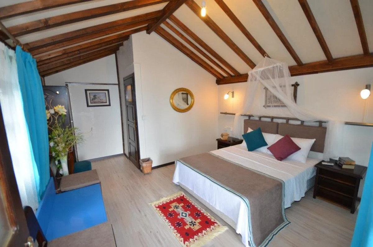 Blu Brezza Marine Hotel