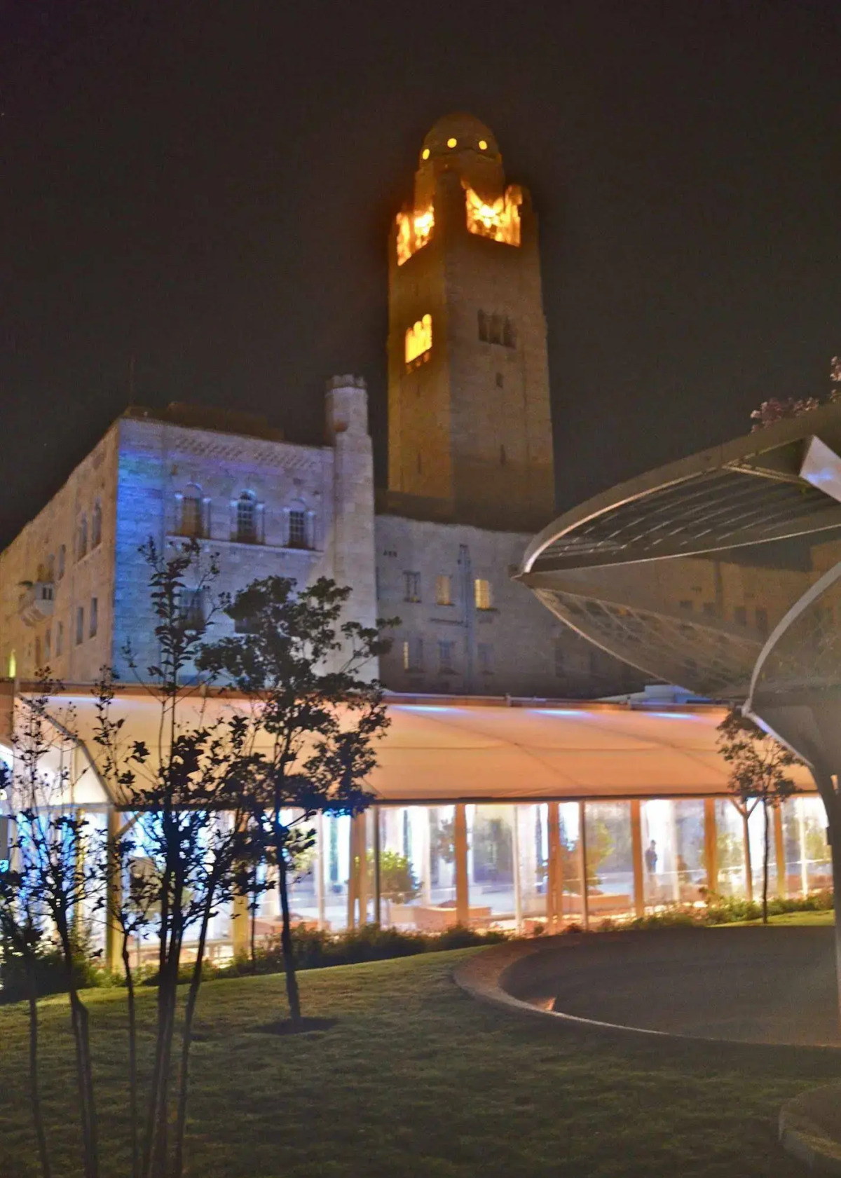 YMCA Three Arches Hotel