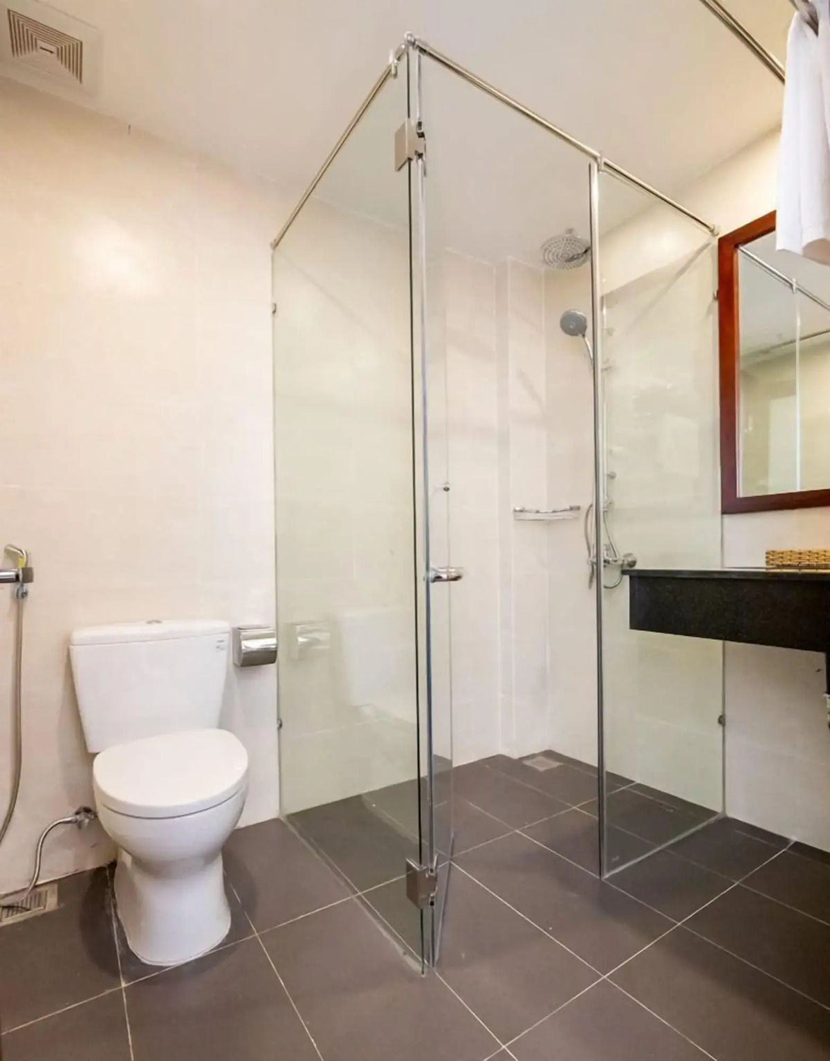 Backhome Hotel - Hostel