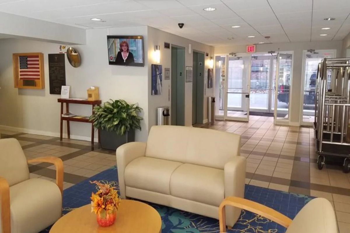 The Constitution Inn