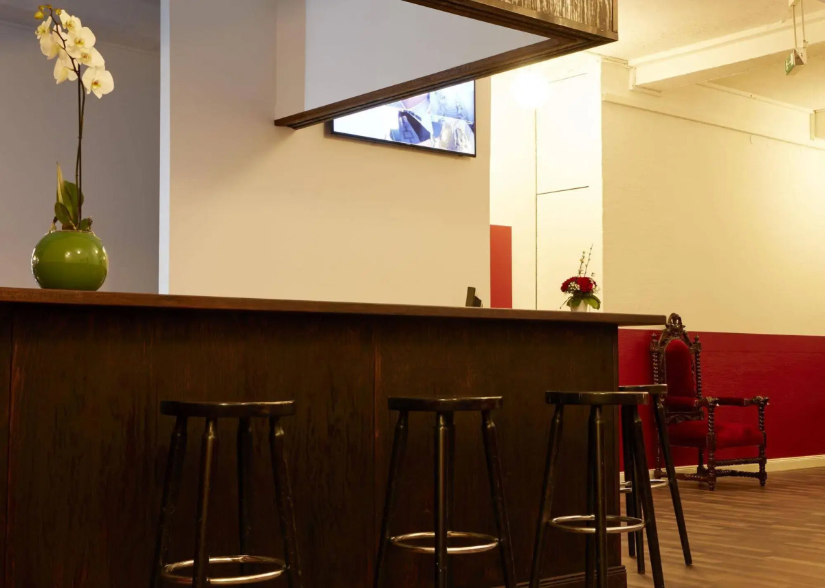 Ballhaus Berlin Hostel