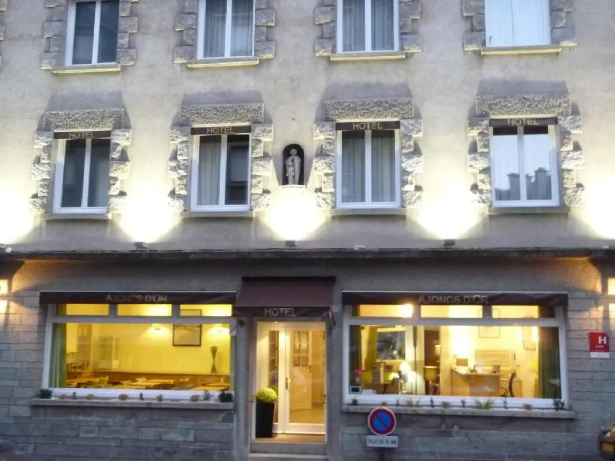 Hotel Ajoncs Dor