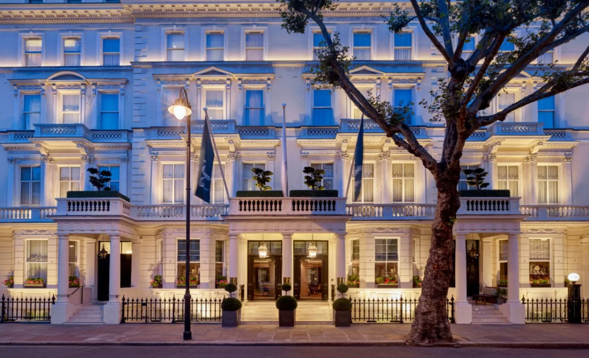 100 Queen's Gate Hotel London Kensington, Curio Collection by Hilton