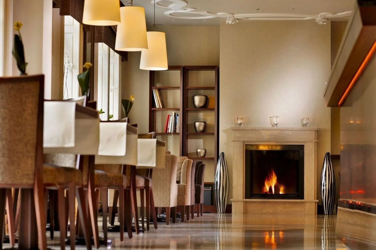 Roset Hotel & Residence