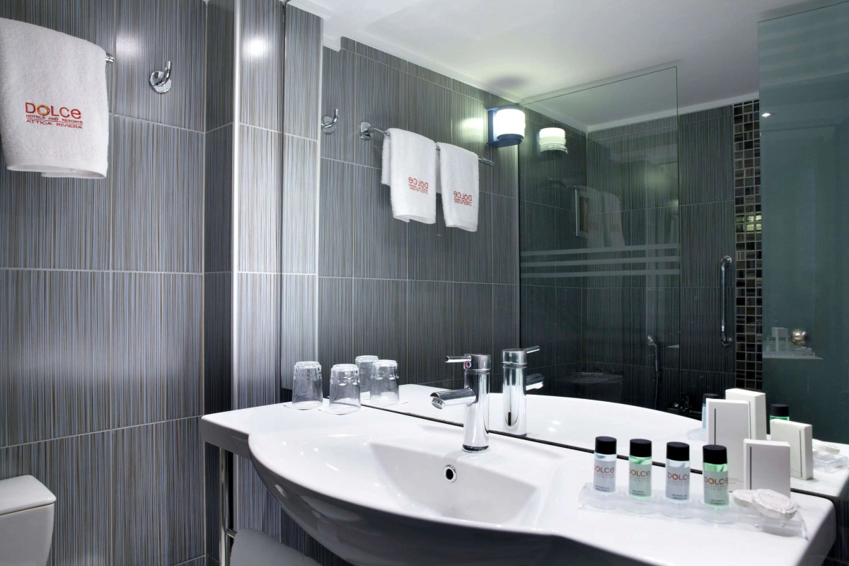 Отель Dolce Athens A tica Riviera