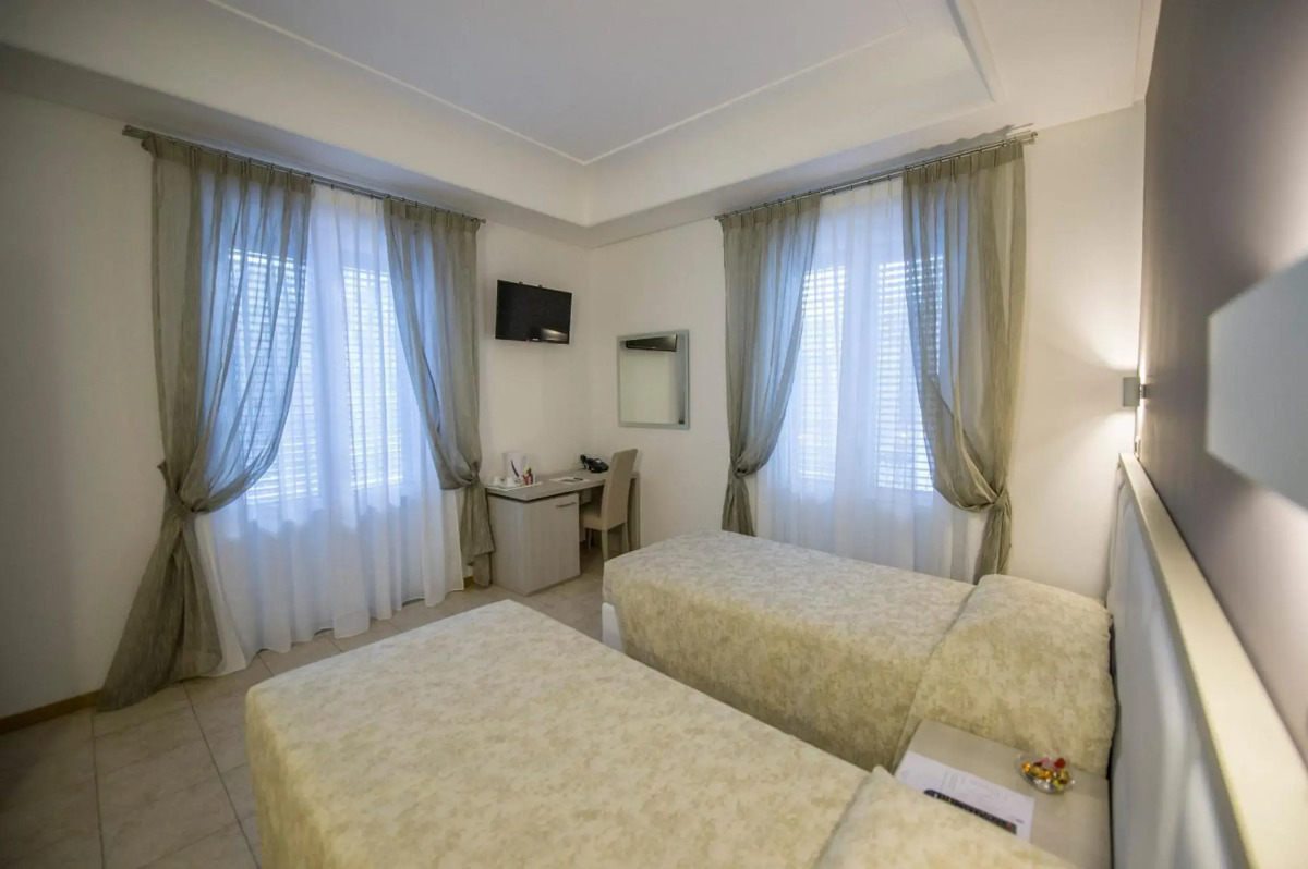 Artemisia Palace Hotel