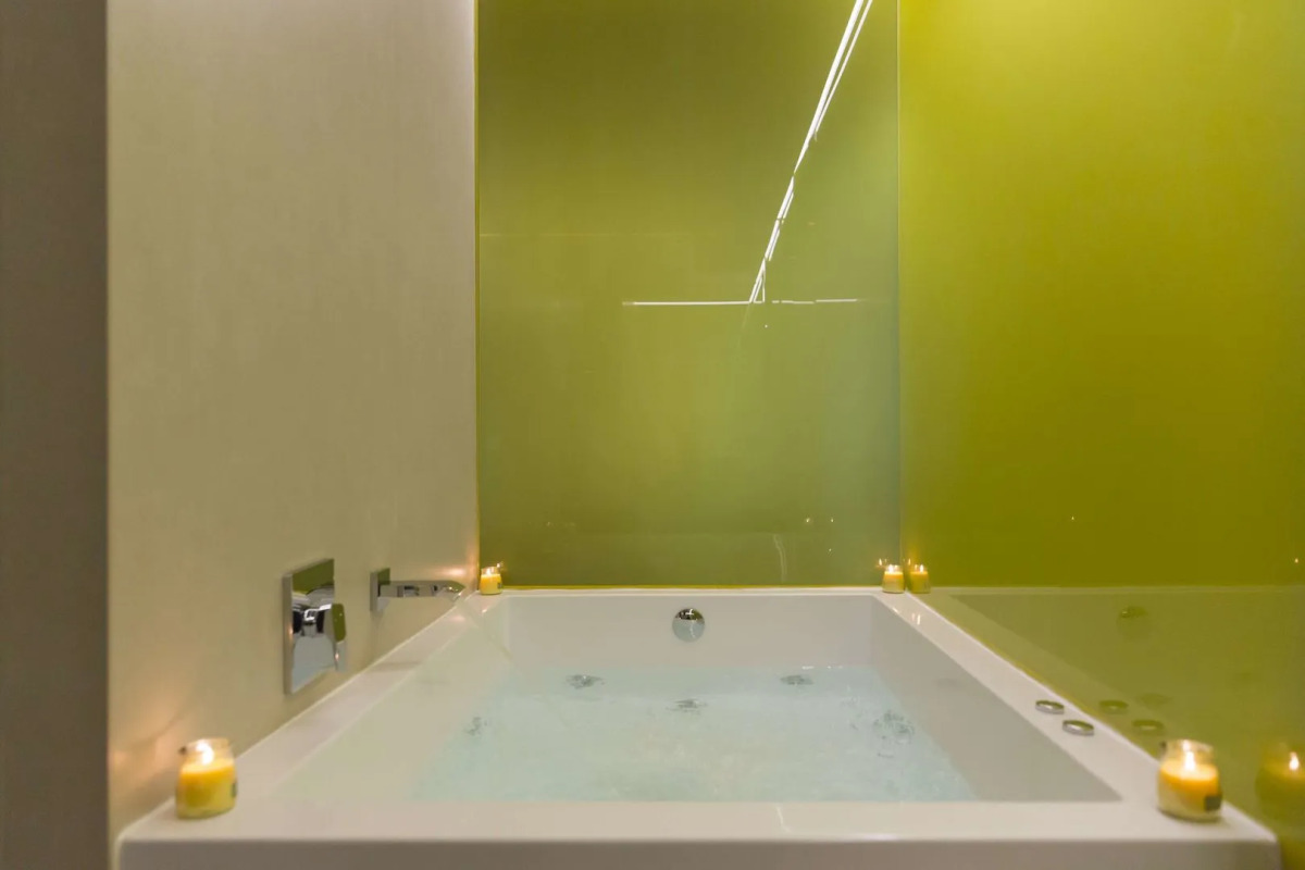 Hotel Macia Sevilla Kubb