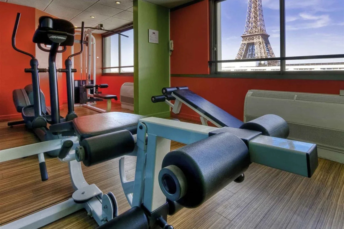 Отель Mercure Paris Centre Tour Eiffel 