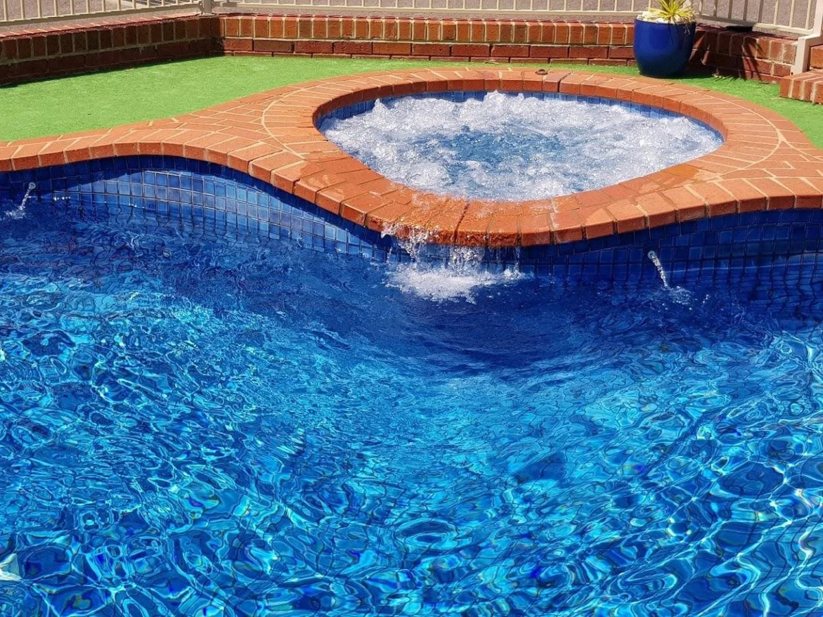 Golden Reef Motor Inn