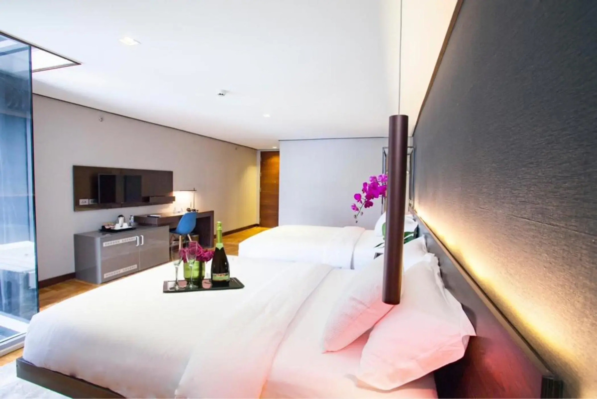 Ramada Encore Makati