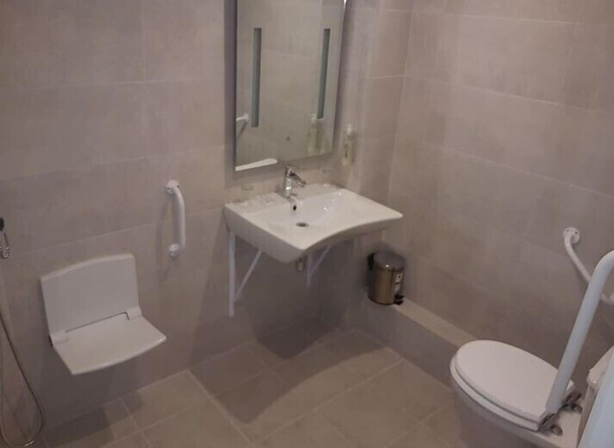 Brit Hotel Porte d’Espagne