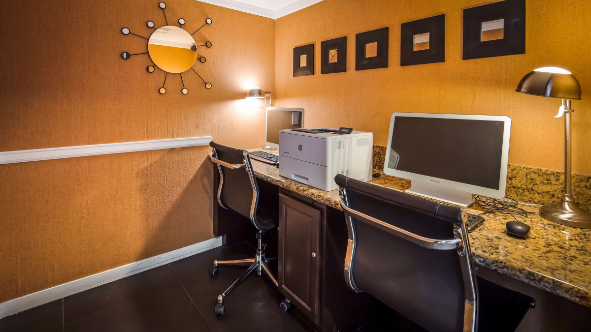 Best Western Plus Rancho Cordova Inn