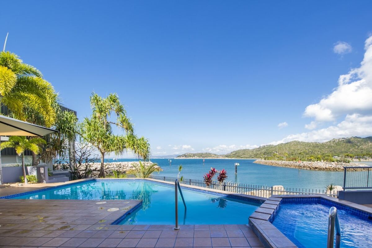 1 Bright Point Apartment 2203