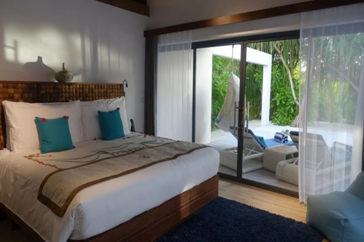 Kuredhivaru Resort & Spa Maldives