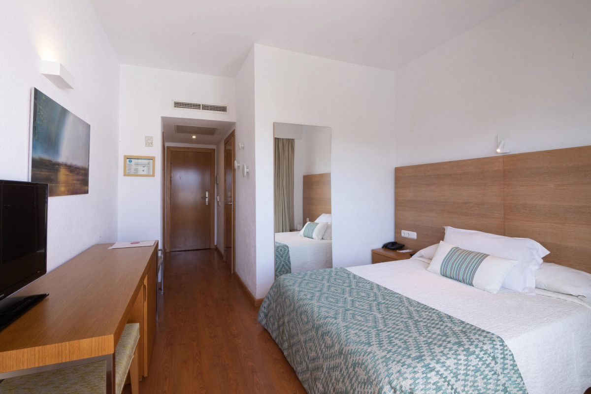 Отель JS Alcudi Mar