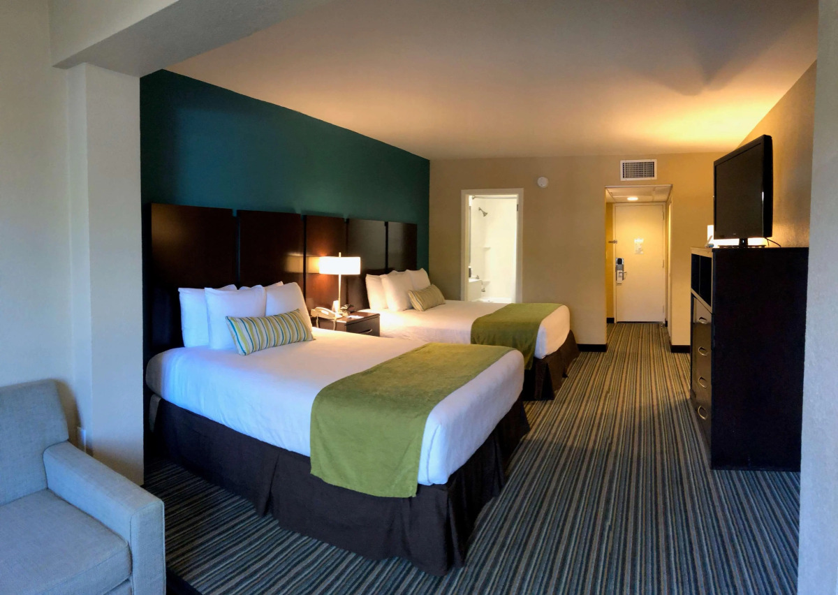 Palm Tree Club Miami Hotel