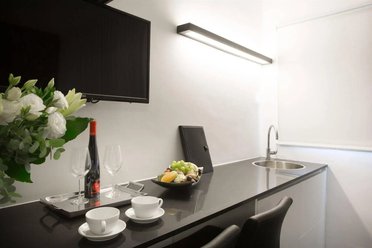 Dizengoff Avenue Hotel