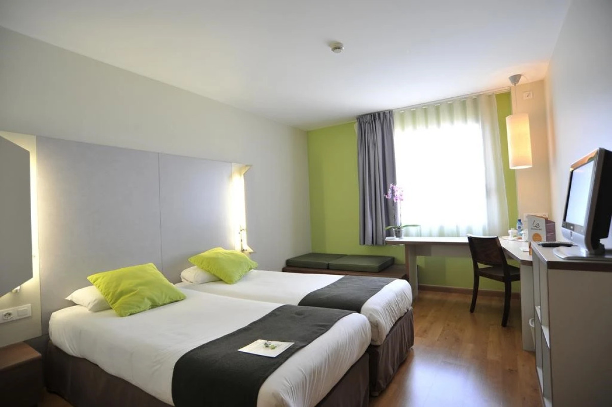 Travelodge BCN Cornella Fira