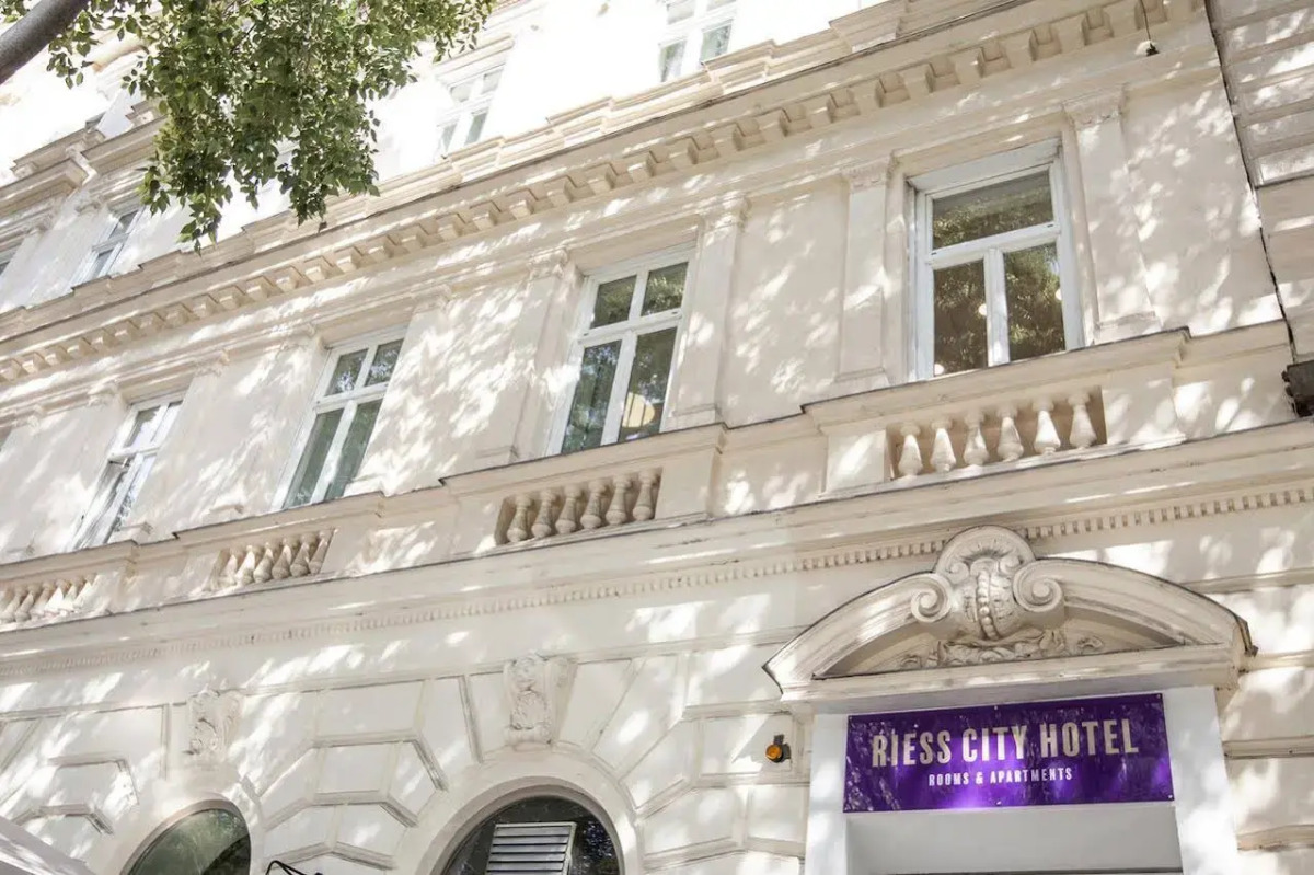 Riess City Rooms - Self Check-In