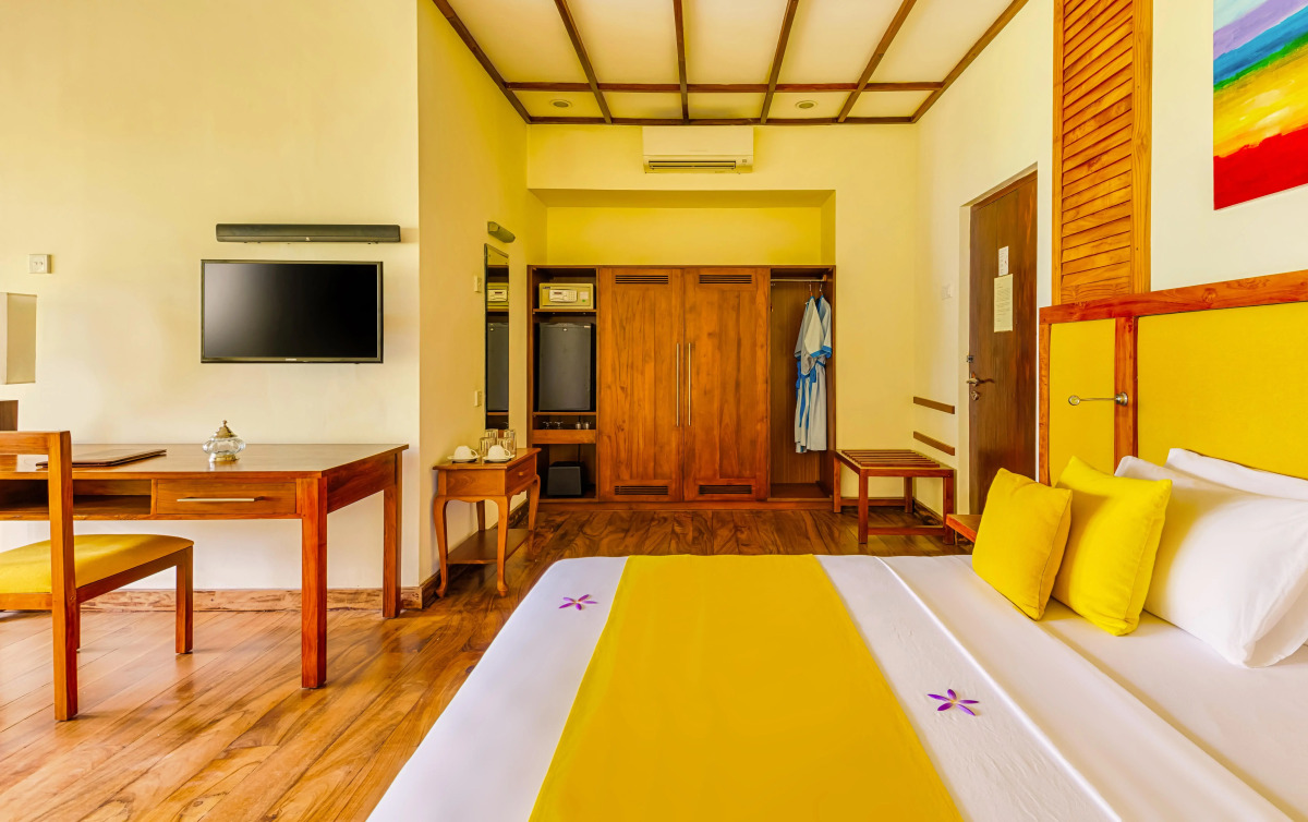 Mermaid Hotel & Club