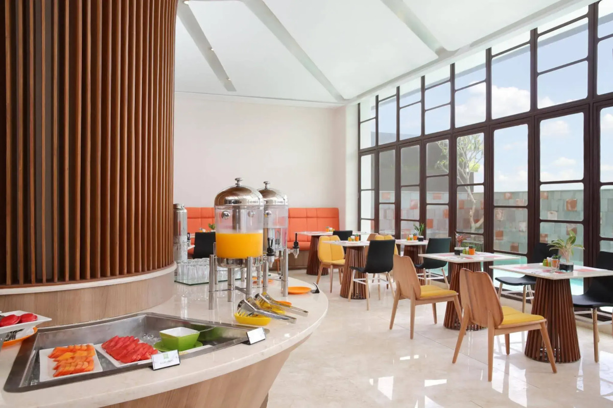 Grand Livio Kuta Hotel