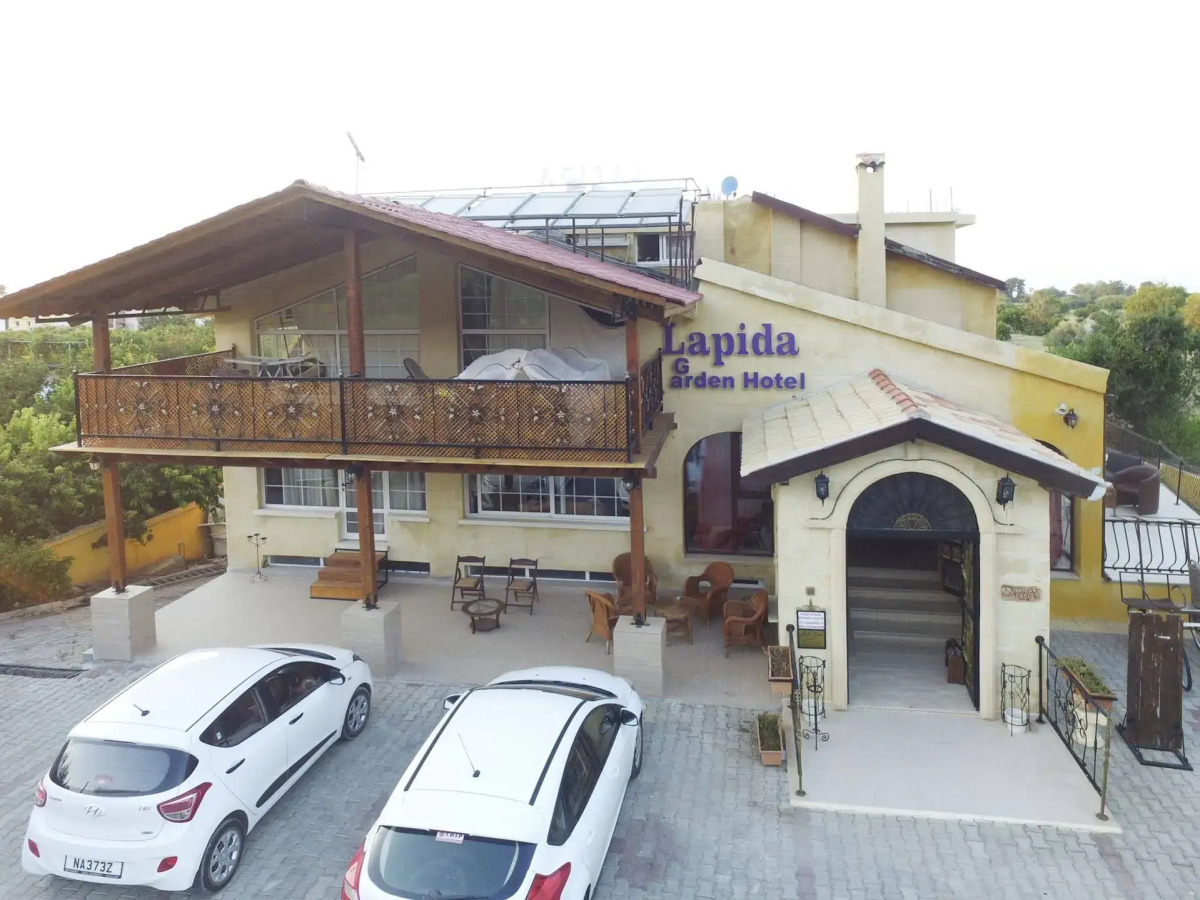 Lapida Garden Hotel